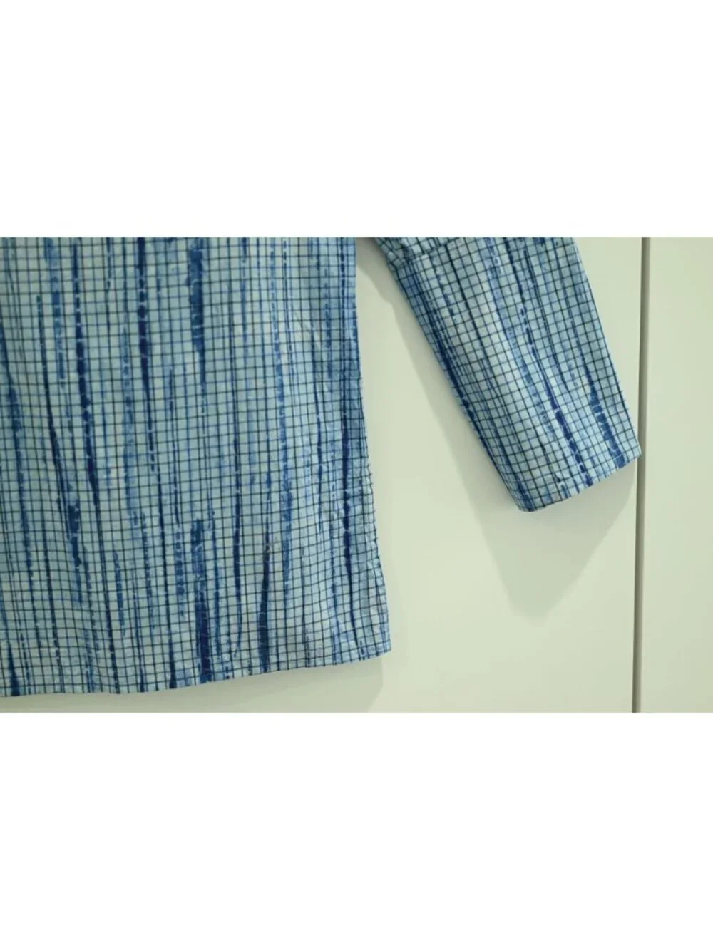 Tory Burch Collared V-Neck Blouse Sz 2 Blue Long Sleeve Printed Geometric Casual